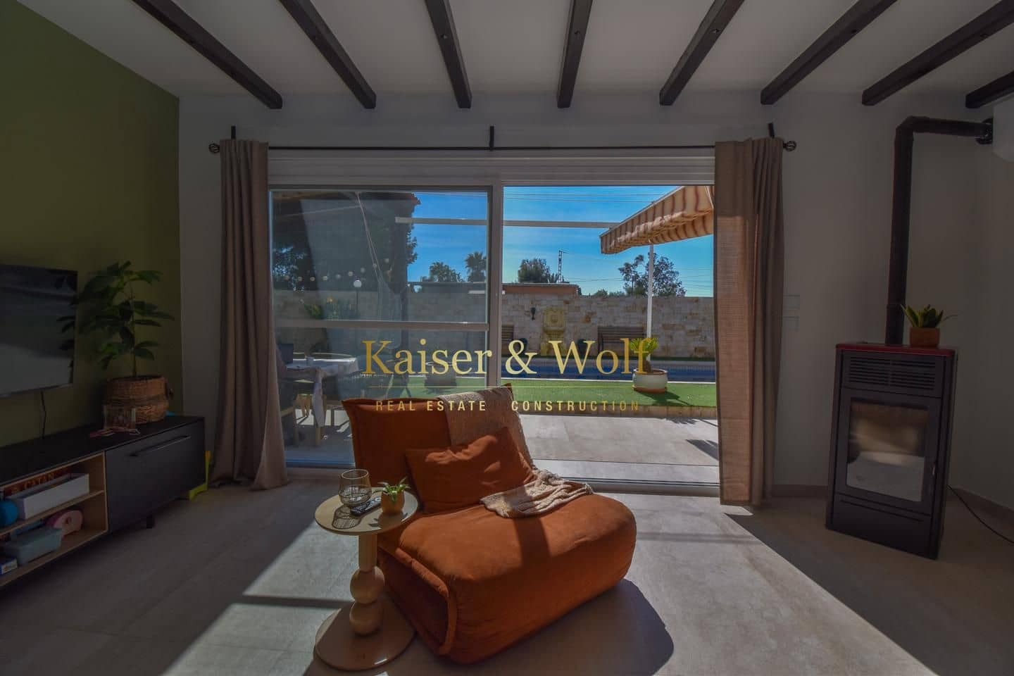 4 bedroom Villa for sale in Daimes with pool garage - € 449,000 (Ref: 9628300)