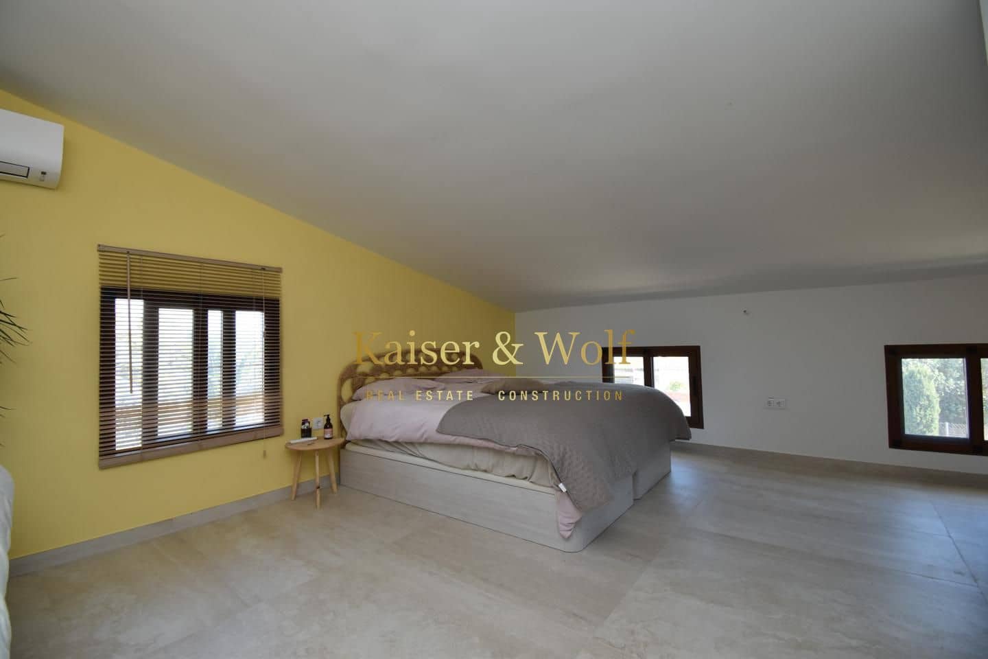 4 bedroom Villa for sale in Daimes with pool garage - € 449,000 (Ref: 9628300)