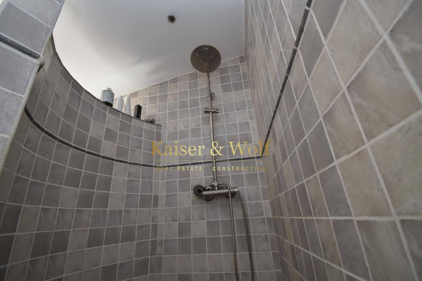 4 bedroom Villa for sale in Daimes with pool garage - € 449,000 (Ref: 9628300)