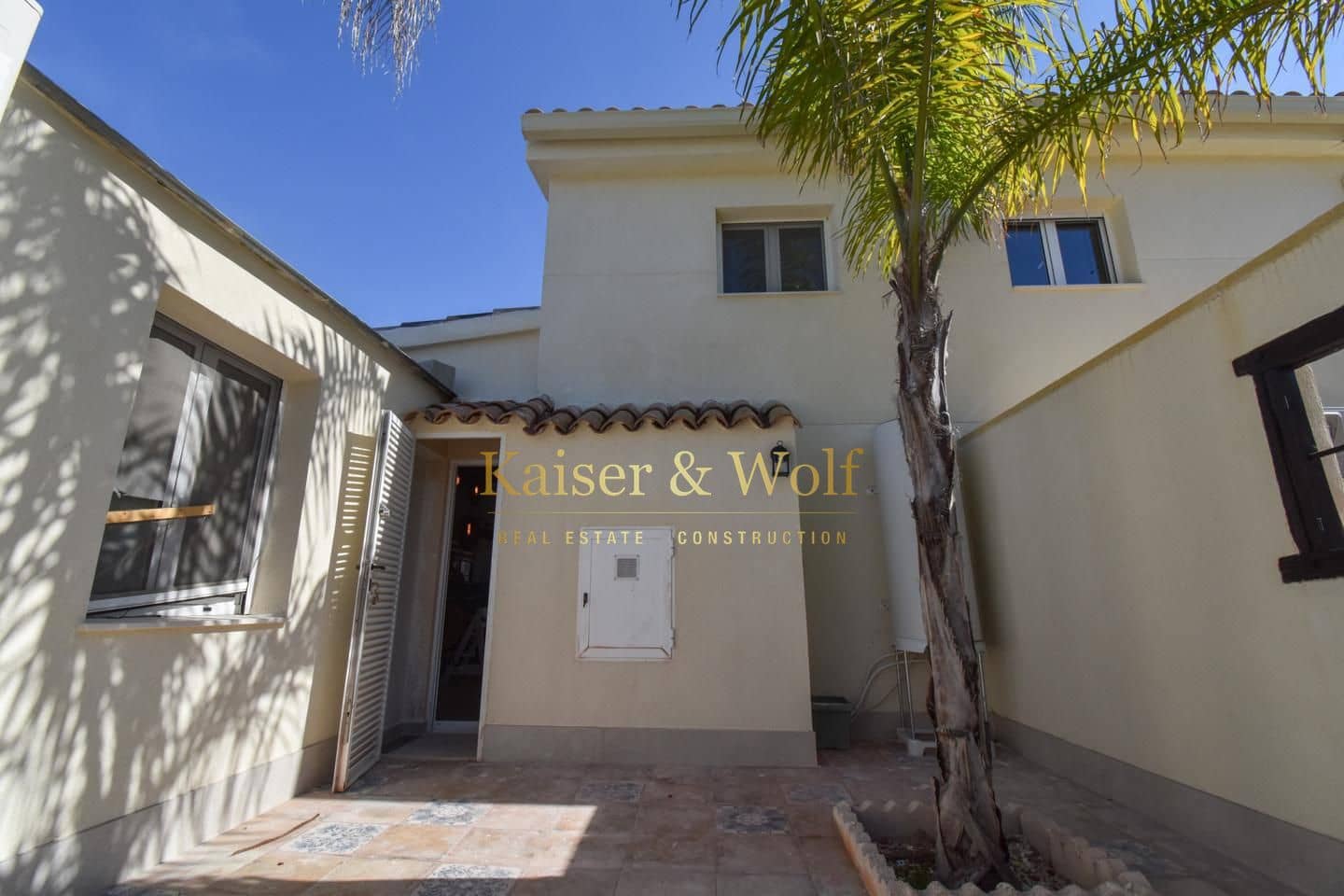 4 bedroom Villa for sale in Daimes with pool garage - € 449,000 (Ref: 9628300)