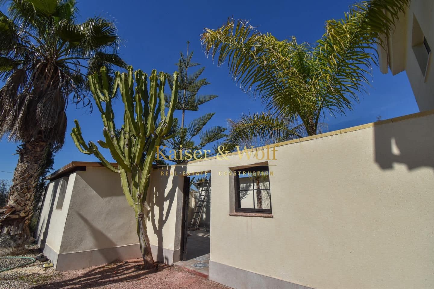 4 bedroom Villa for sale in Daimes with pool garage - € 449,000 (Ref: 9628300)