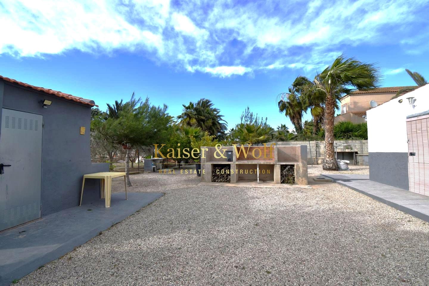 2 soveværelse Finca/Landehus til salg i Daimes med swimmingpool garage - € 250.000 (Ref: 9638028)