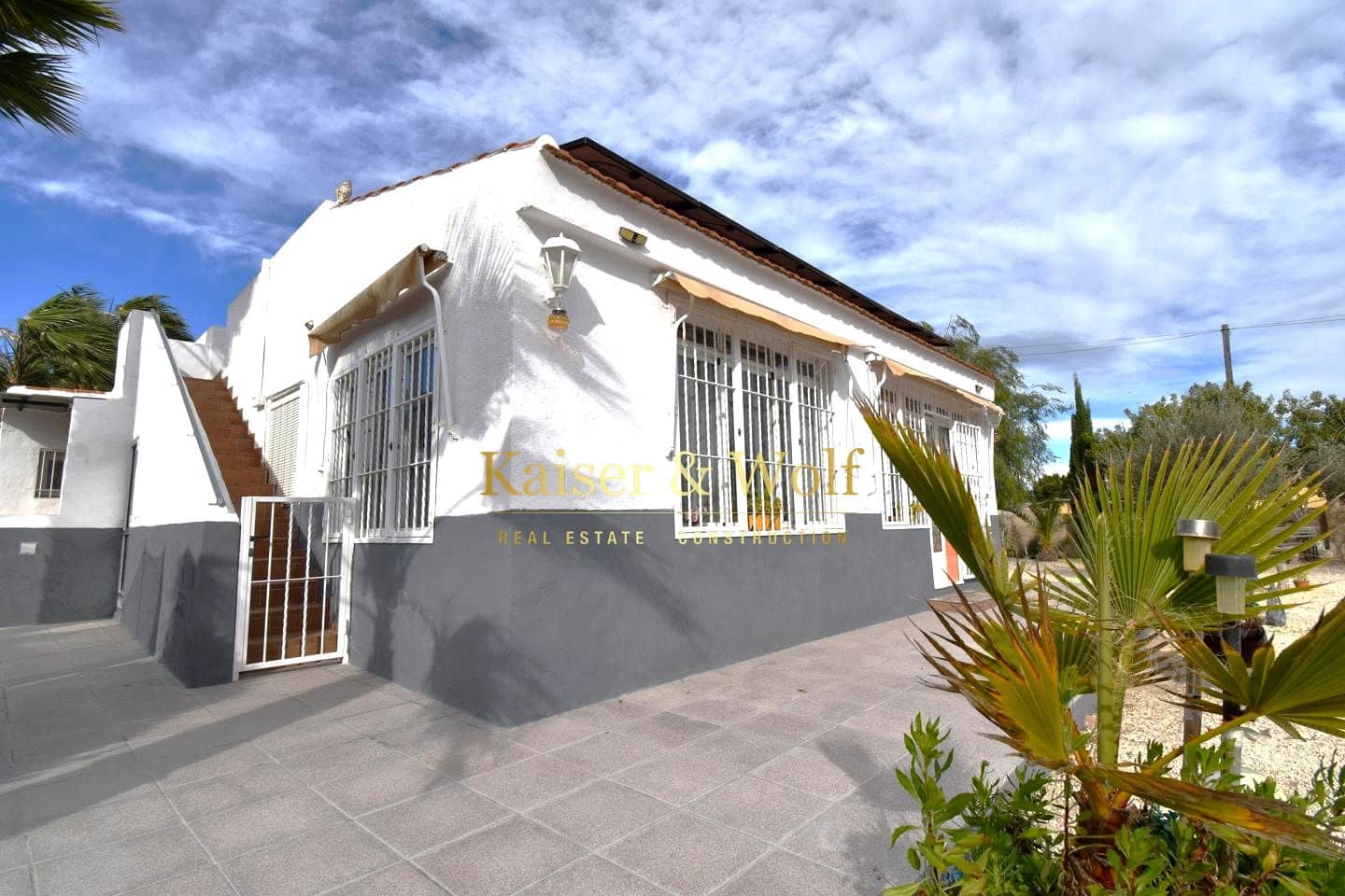 2 soveværelse Finca/Landehus til salg i Daimes med swimmingpool garage - € 250.000 (Ref: 9638028)