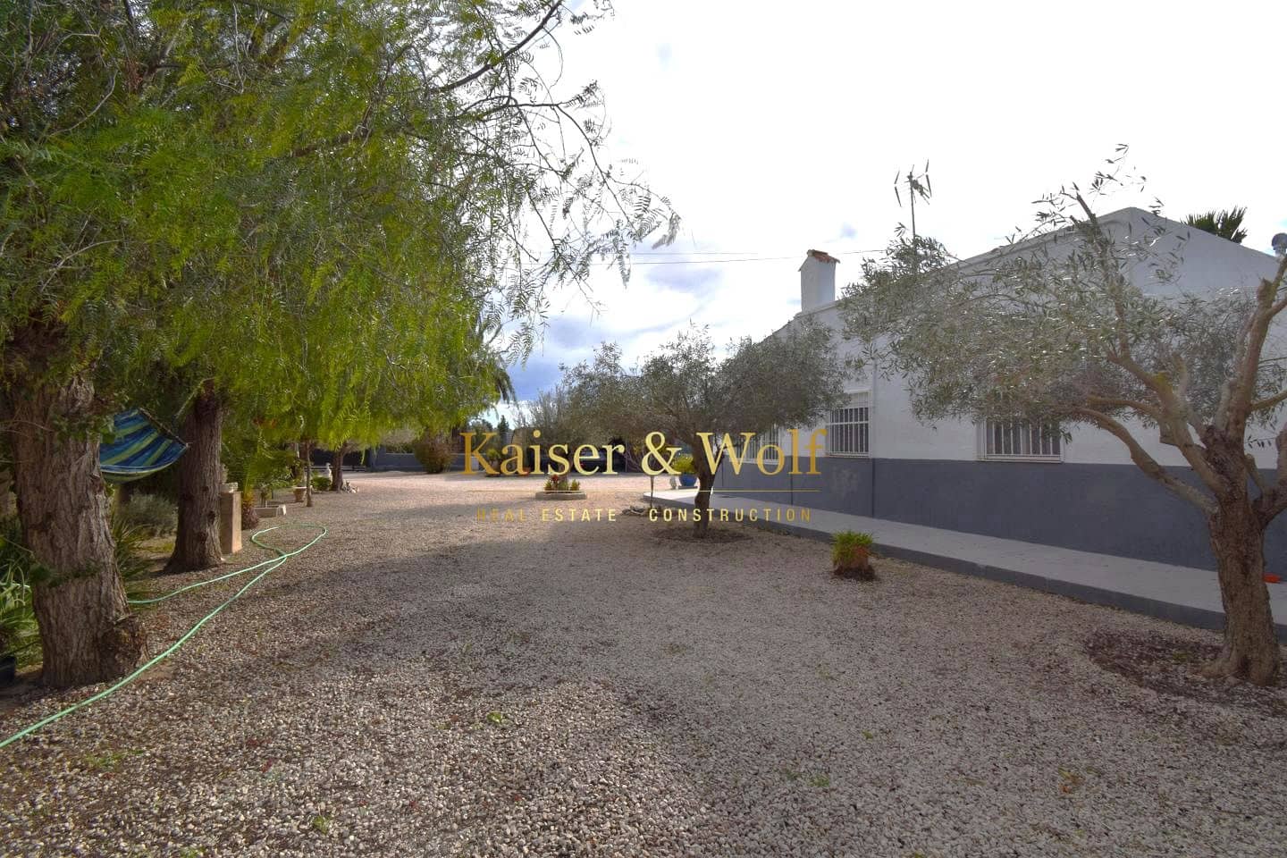 2 soveværelse Finca/Landehus til salg i Daimes med swimmingpool garage - € 250.000 (Ref: 9638028)