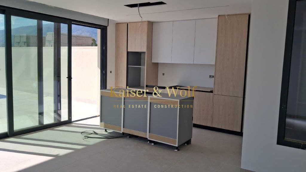 Chalet de 3 habitaciones en Finestrat en venta con piscina - 610.000 € (Ref: 9679136)