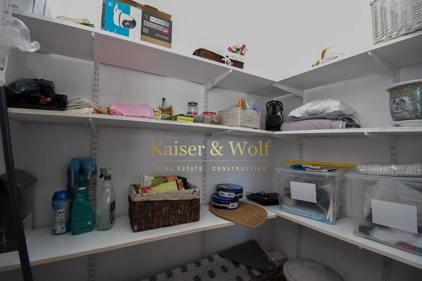 1 bedroom Villa for sale in Daimes with garage - € 225,000 (Ref: 9688578)