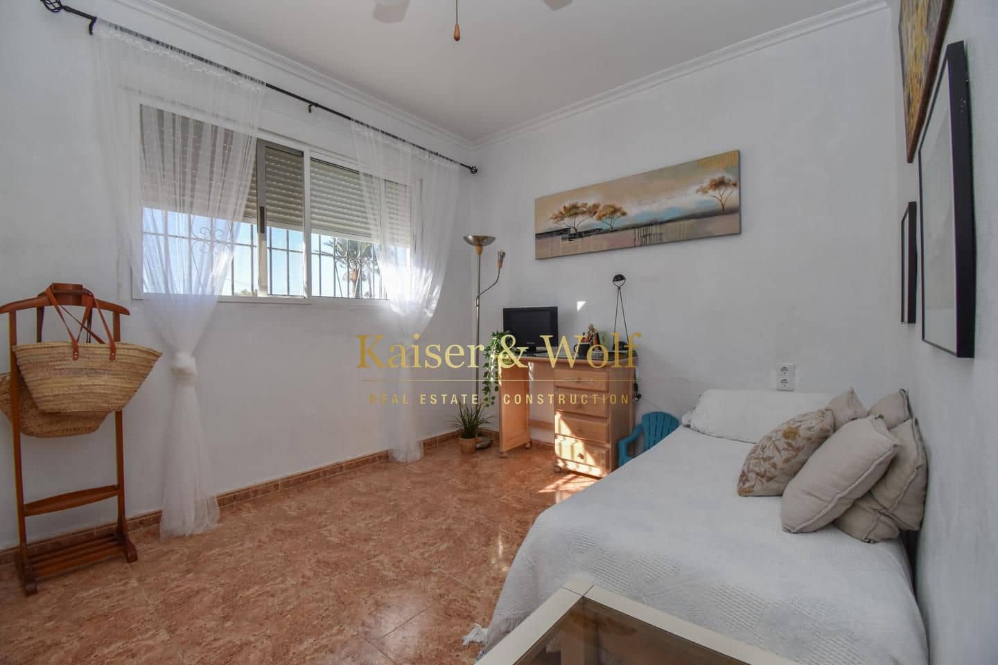 1 bedroom Villa for sale in Daimes with garage - € 225,000 (Ref: 9688578)