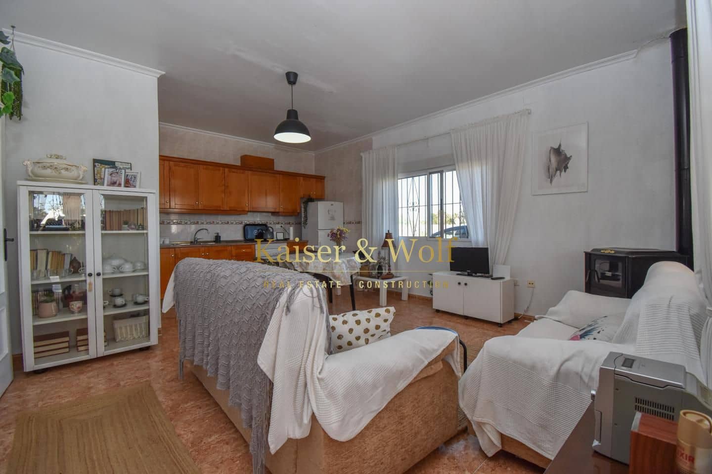 1 bedroom Villa for sale in Daimes with garage - € 225,000 (Ref: 9688578)