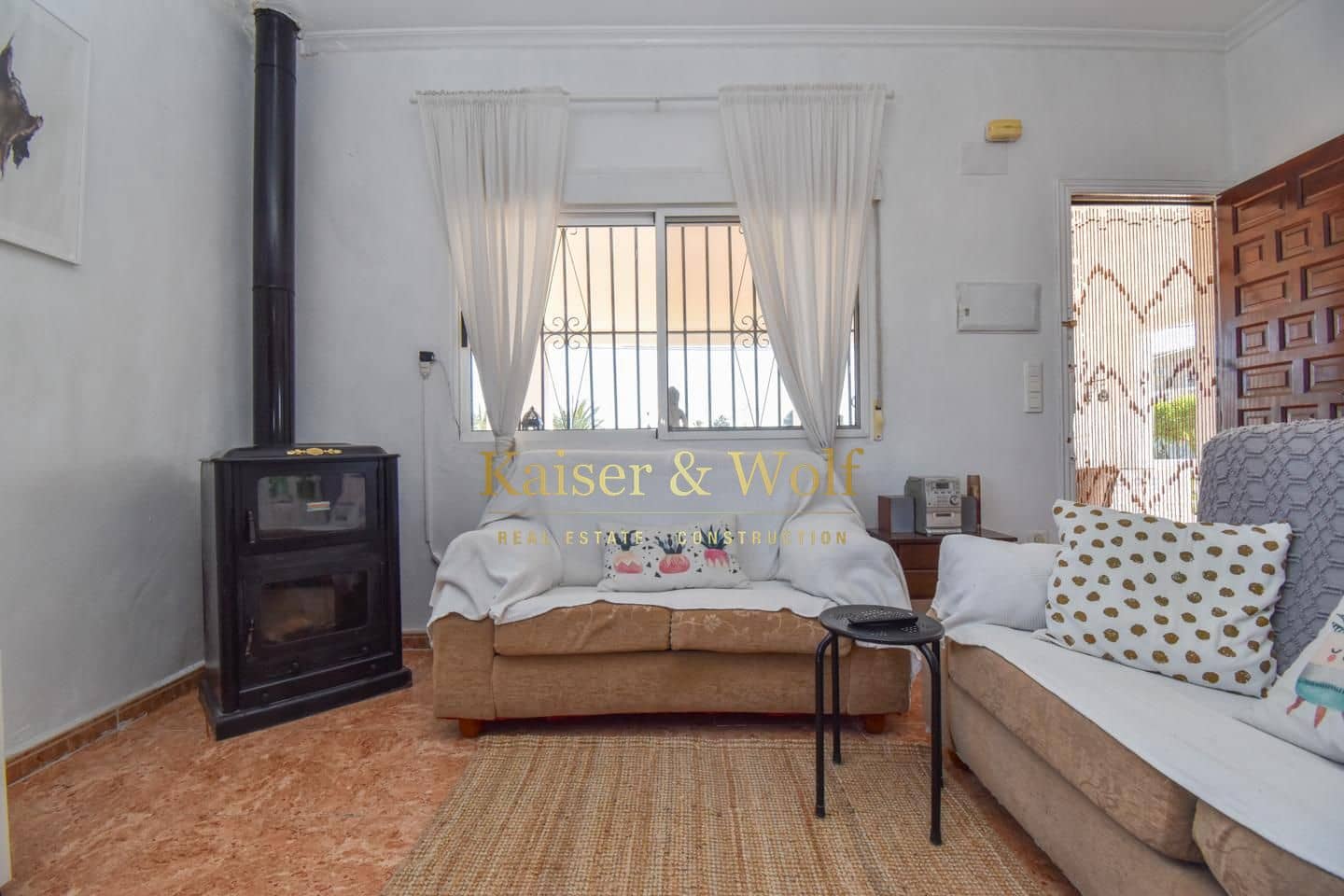 1 bedroom Villa for sale in Daimes with garage - € 225,000 (Ref: 9688578)