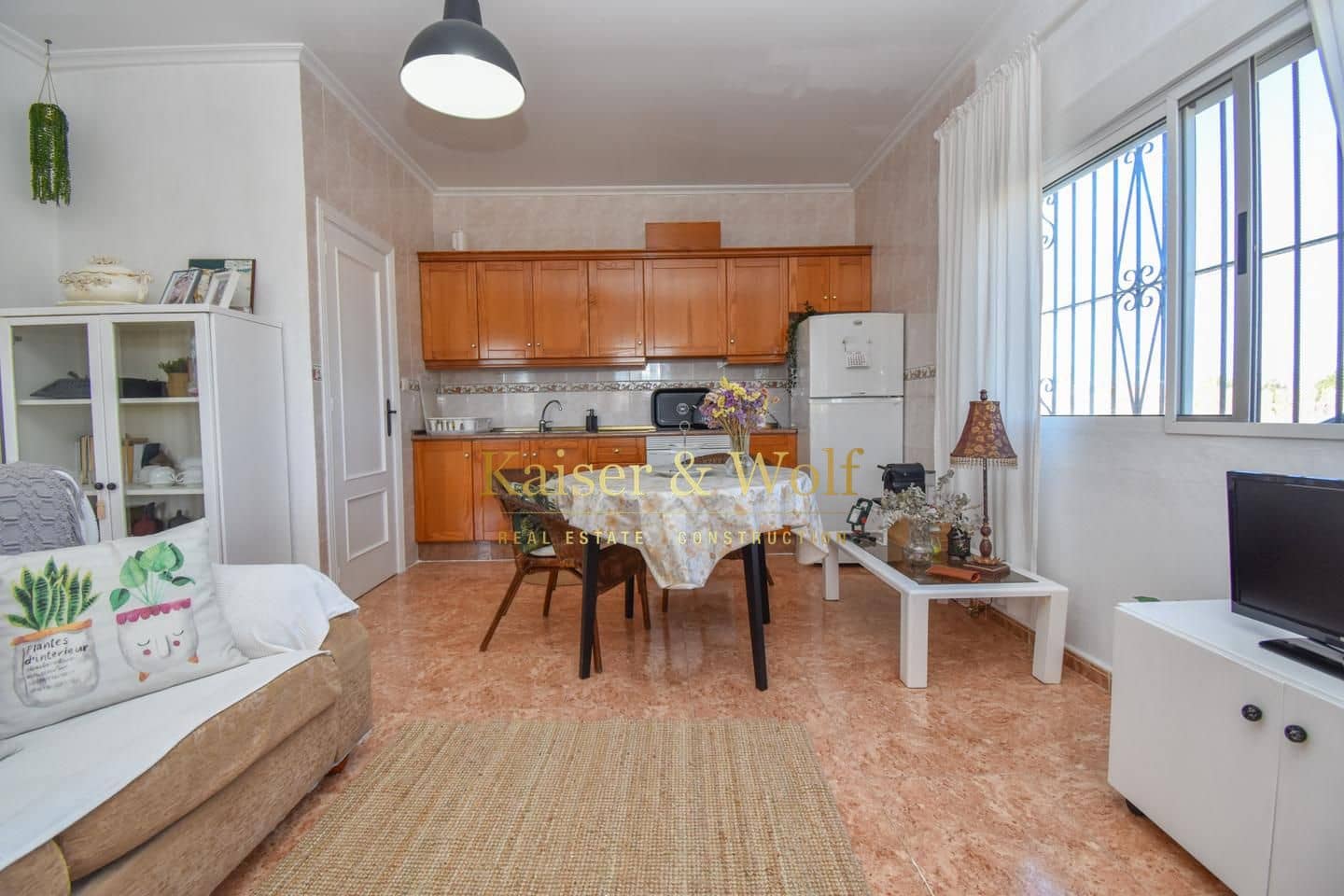 1 bedroom Villa for sale in Daimes with garage - € 225,000 (Ref: 9688578)