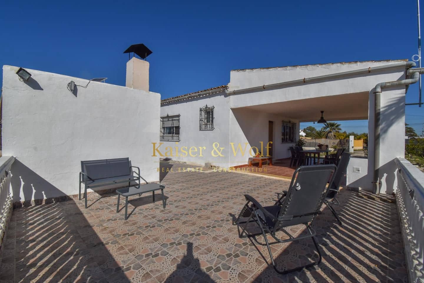 1 bedroom Villa for sale in Daimes with garage - € 225,000 (Ref: 9688578)