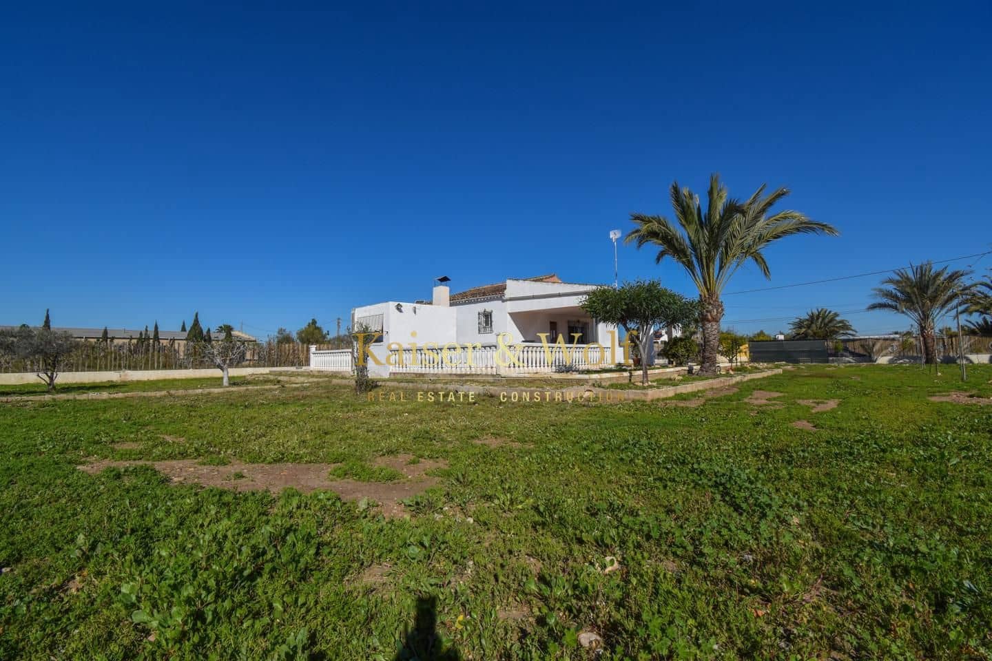 1 bedroom Villa for sale in Daimes with garage - € 225,000 (Ref: 9688578)