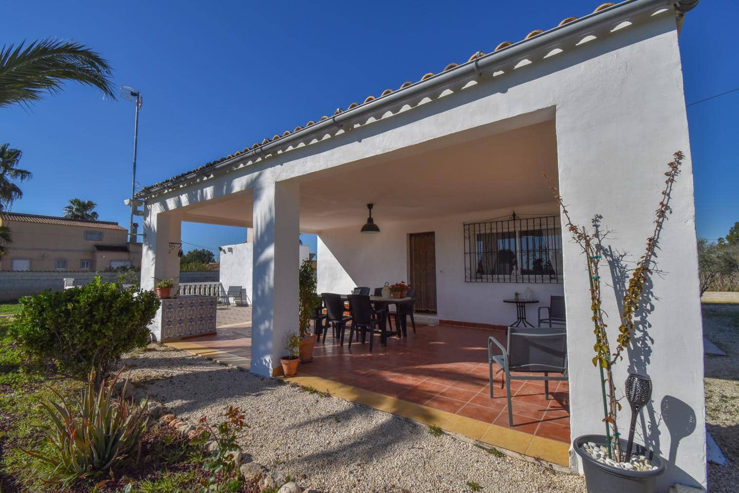 1 bedroom Villa for sale in Daimes with garage - € 225,000 (Ref: 9688578)