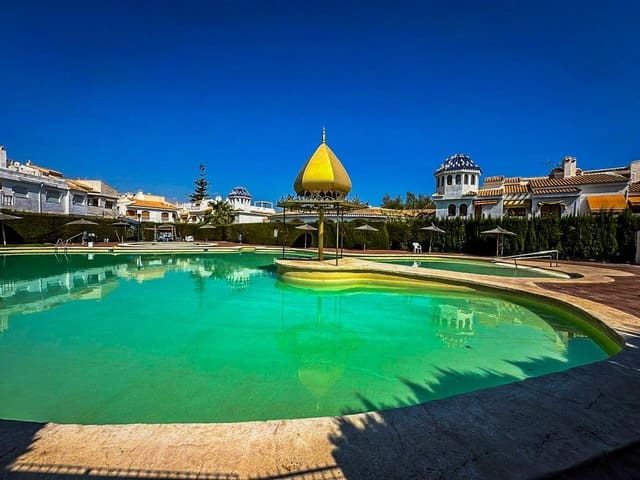 3 sypialnia Bungalow na sprzedaż w Novamar - Mediterráneo, Santa Pola z basenem garażem - 270 000 € (Ref: 9758153)