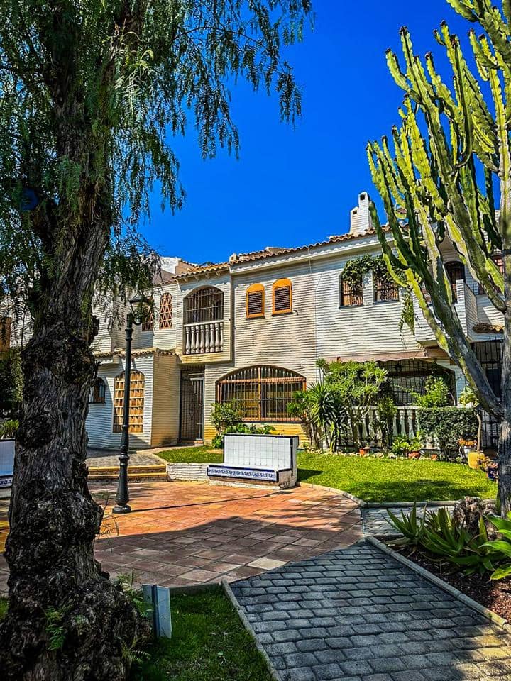 3 sypialnia Bungalow na sprzedaż w Gran Alacant z basenem garażem - 270 000 € (Ref: 9758153)