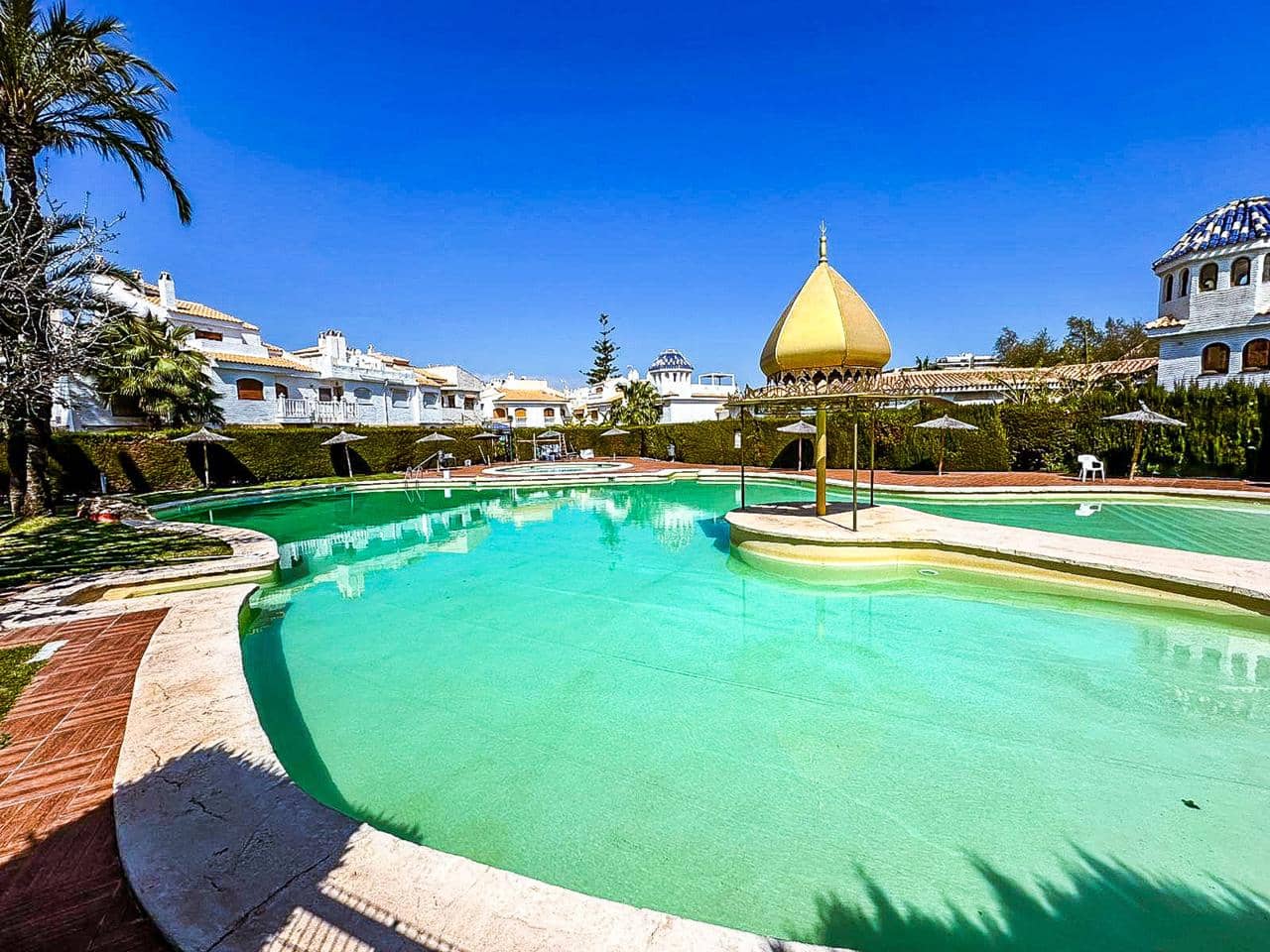 3 sypialnia Bungalow na sprzedaż w Gran Alacant z basenem garażem - 270 000 € (Ref: 9758153)