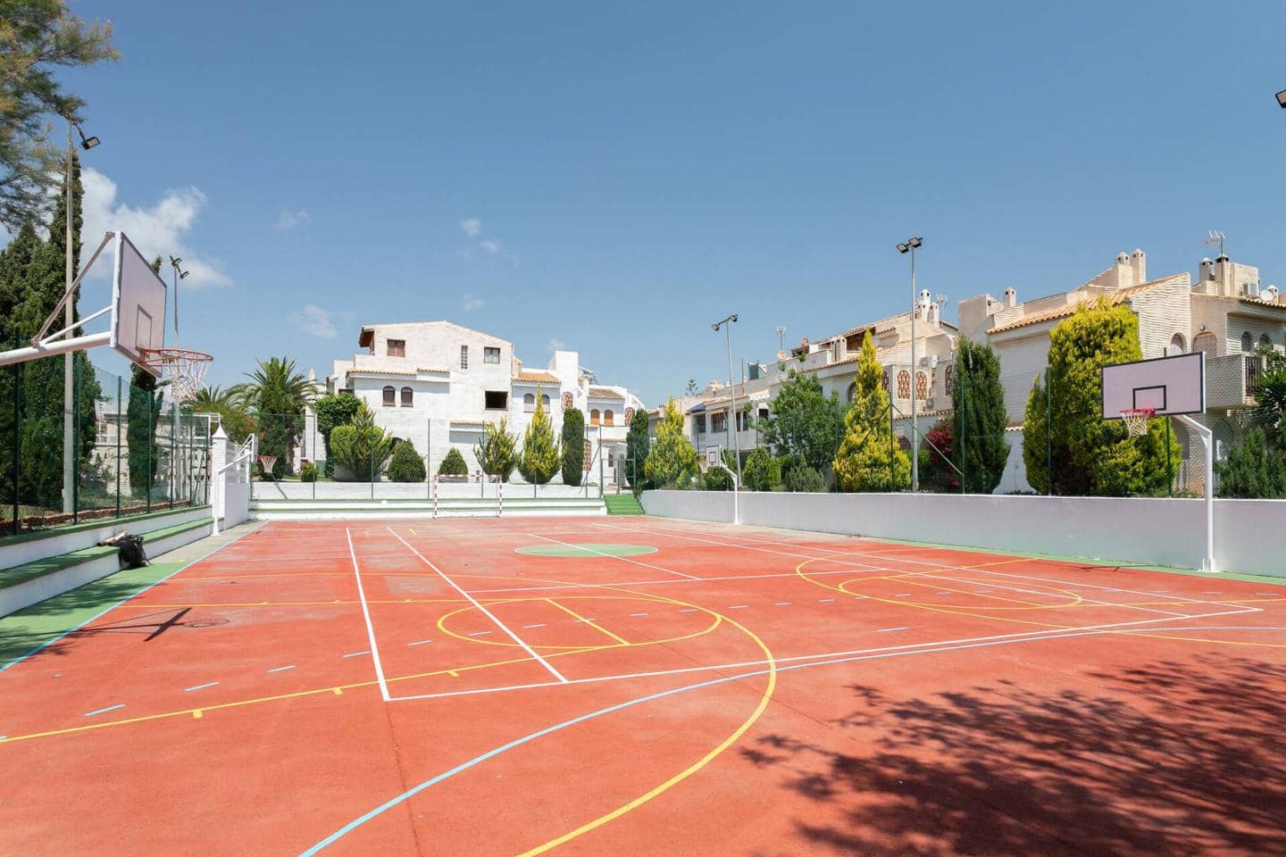 3 sypialnia Bungalow na sprzedaż w Gran Alacant z basenem garażem - 270 000 € (Ref: 9758153)