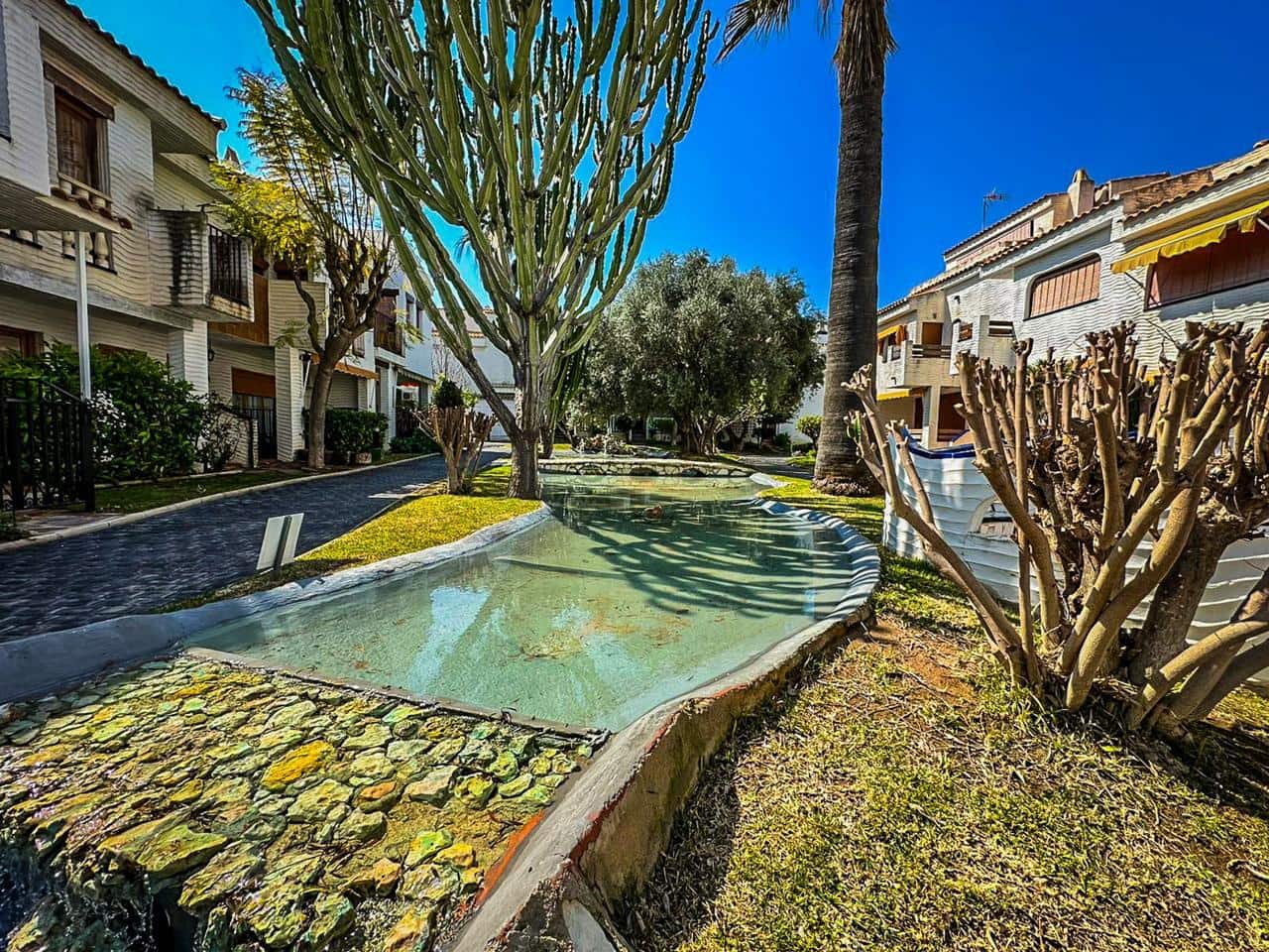 3 sypialnia Bungalow na sprzedaż w Gran Alacant z basenem garażem - 270 000 € (Ref: 9758153)