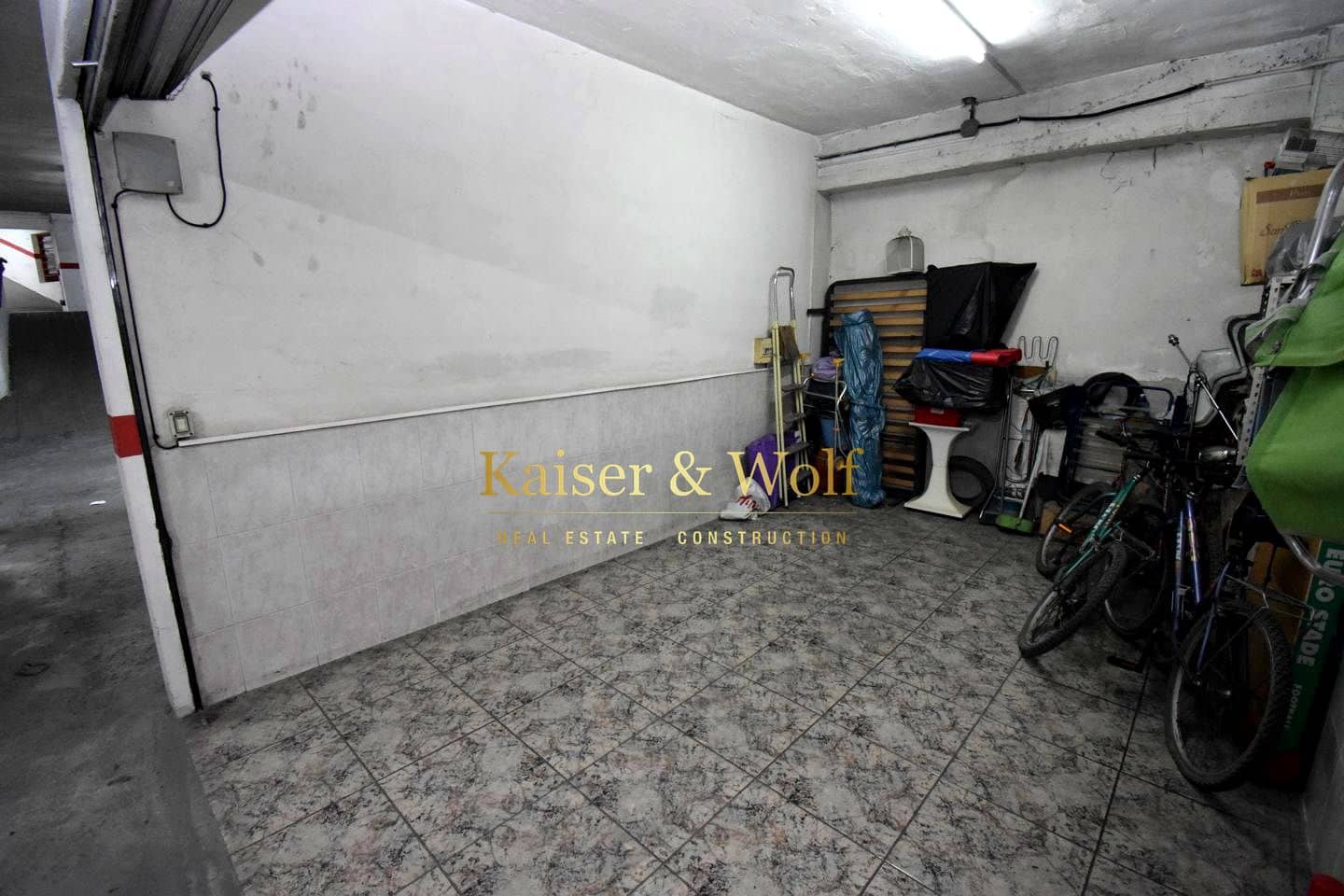 Garage til salg i Santa Pola - € 40.000 (Ref: 9761292)