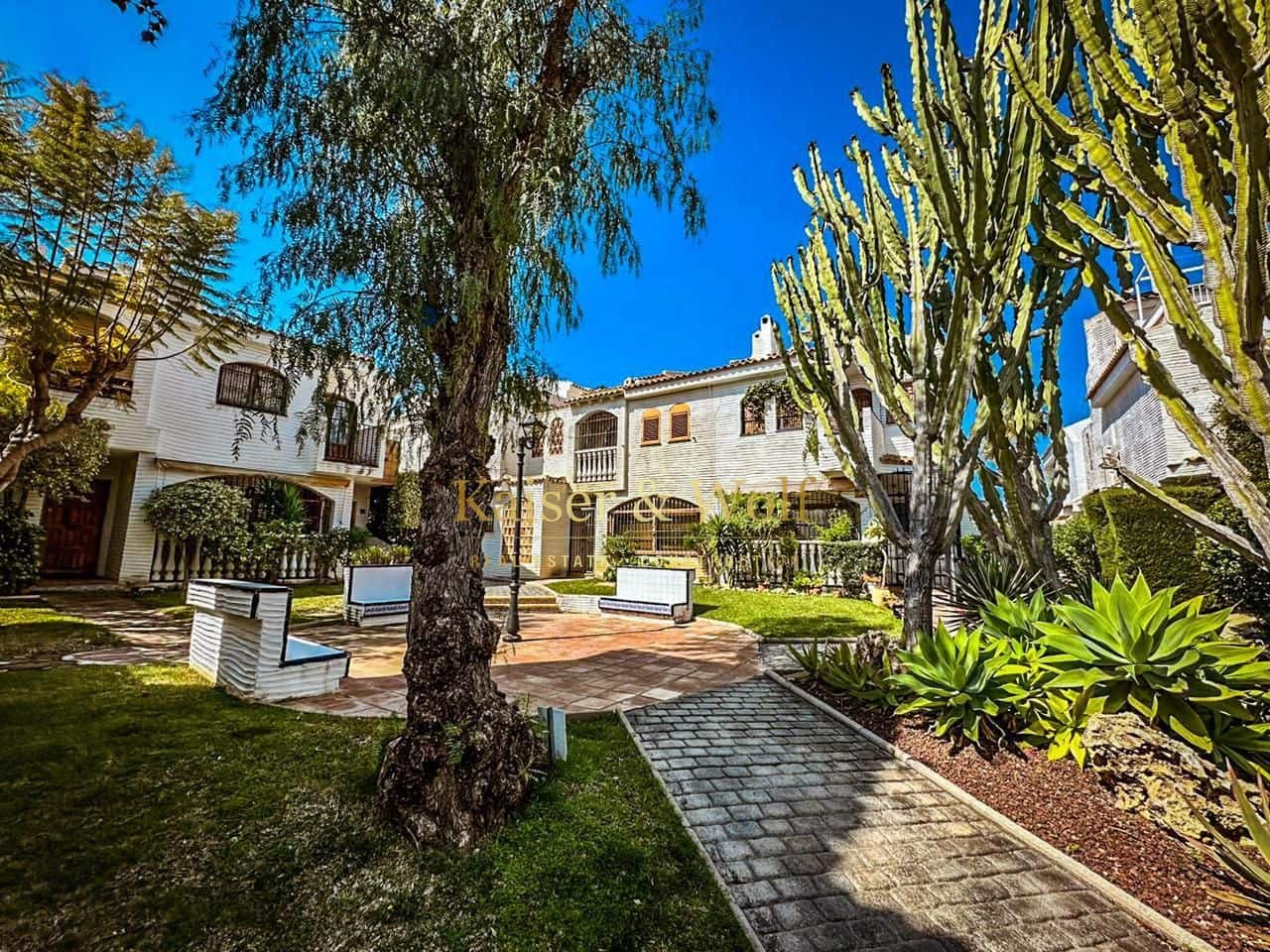 4 chambre Bungalow à vendre à Gran Alacant avec piscine - 275 000 € (Ref: 9793358)