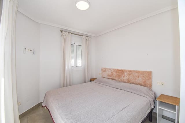 3 sovrum Bungalow till salu i Calas Santiago Bernabéu, Santa Pola med pool garage - 395 000 € (Ref: 9816618)