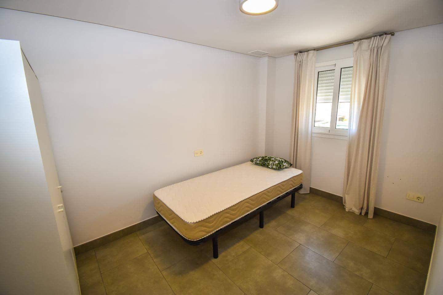 3 sovrum Bungalow till salu i Santa Pola med pool garage - 395 000 € (Ref: 9816618)