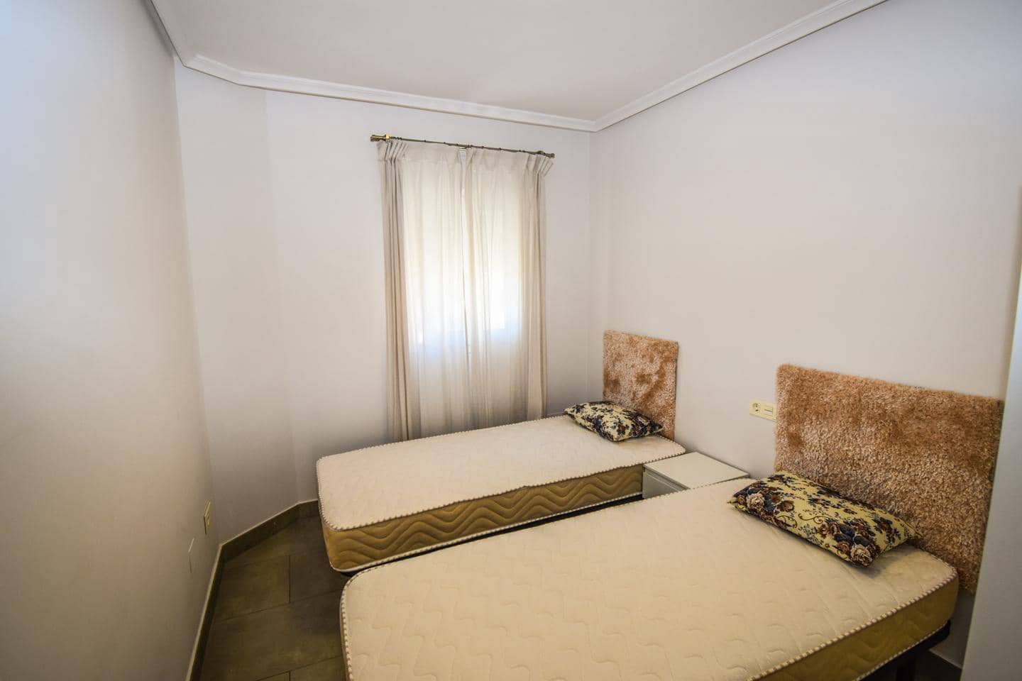 3 sovrum Bungalow till salu i Santa Pola med pool garage - 395 000 € (Ref: 9816618)