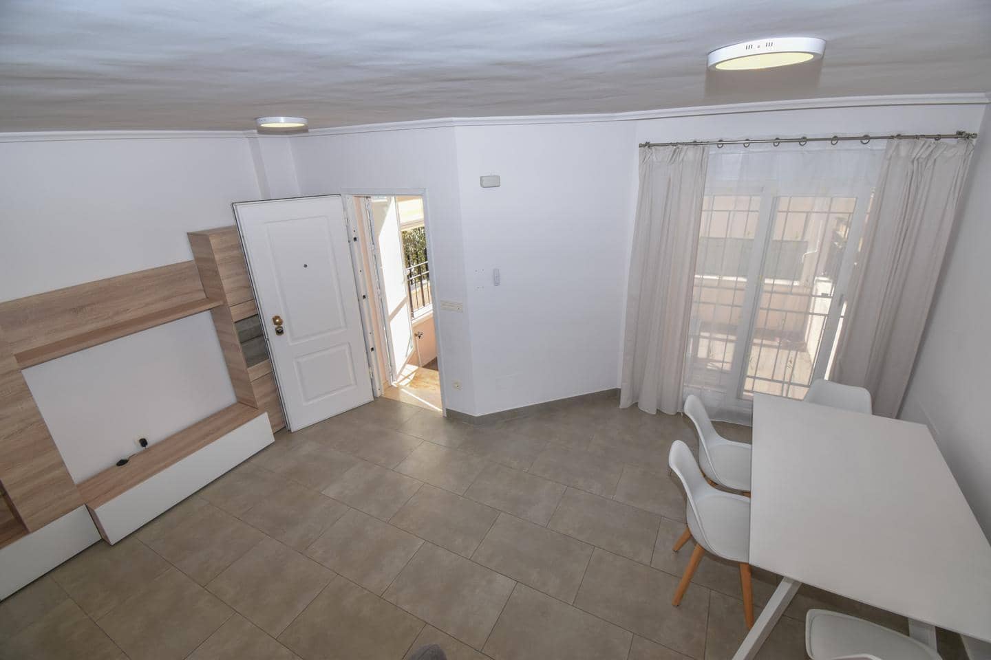 3 sovrum Bungalow till salu i Santa Pola med pool garage - 395 000 € (Ref: 9816618)