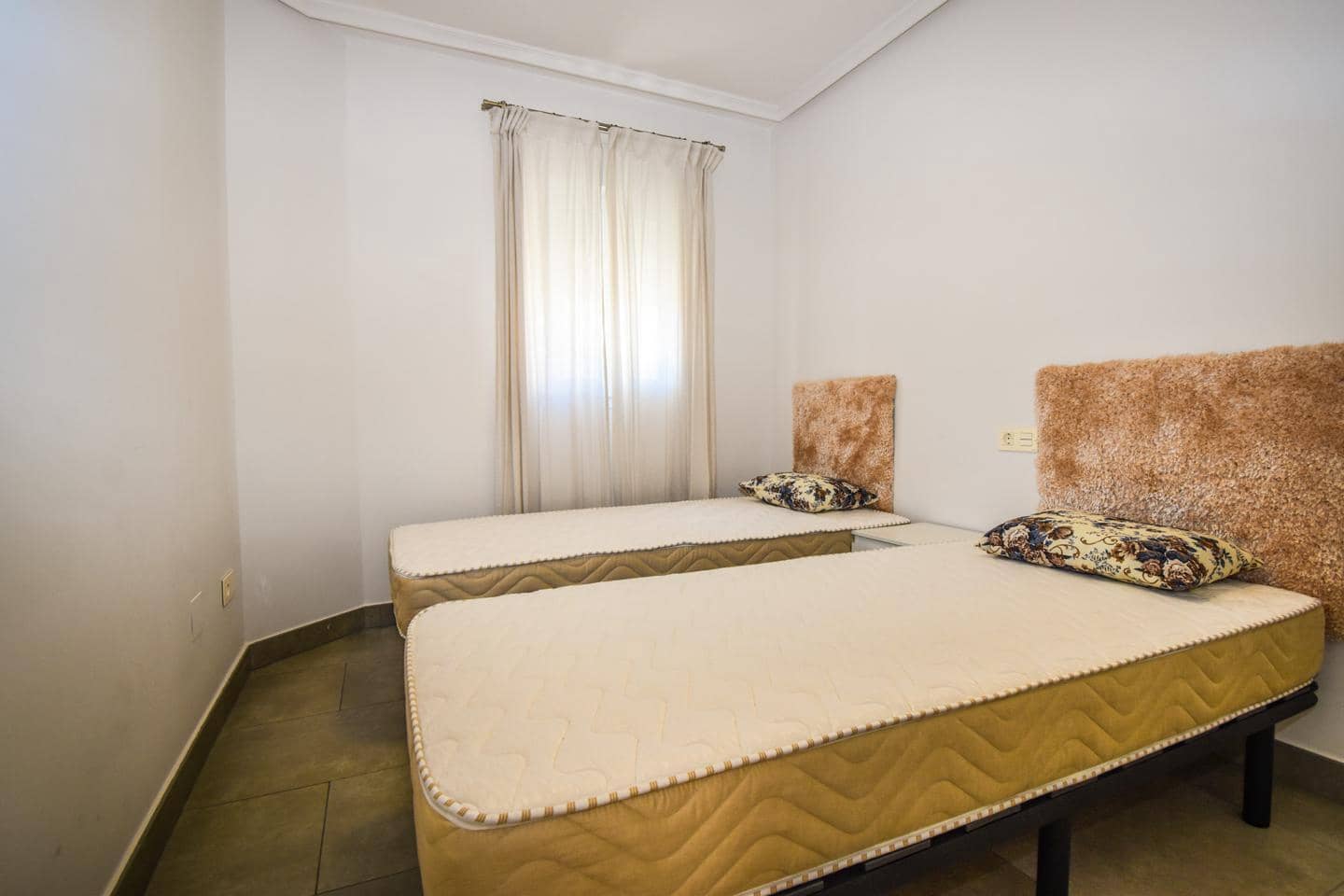 3 sovrum Bungalow till salu i Santa Pola med pool garage - 395 000 € (Ref: 9816618)
