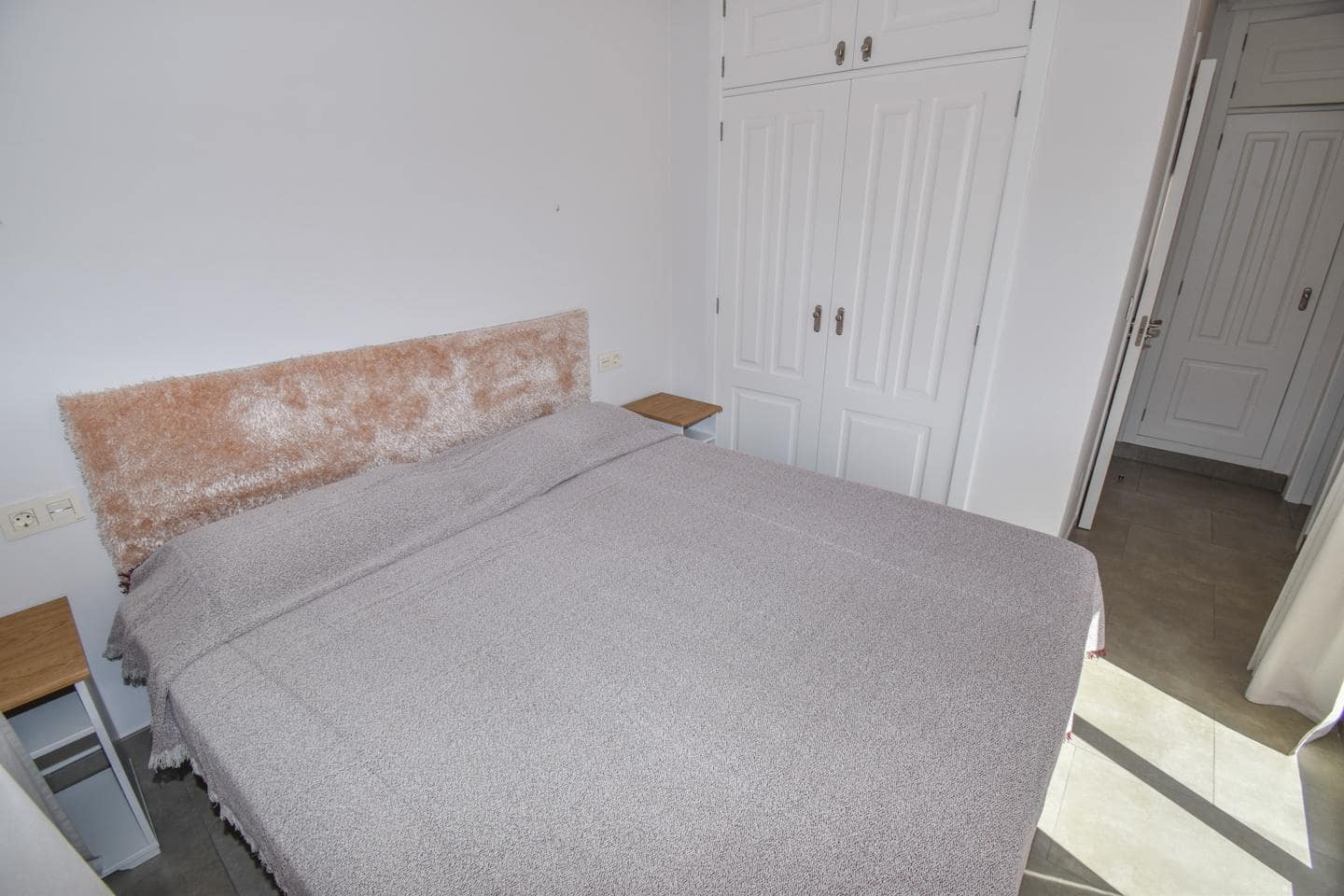 3 sovrum Bungalow till salu i Santa Pola med pool garage - 395 000 € (Ref: 9816618)