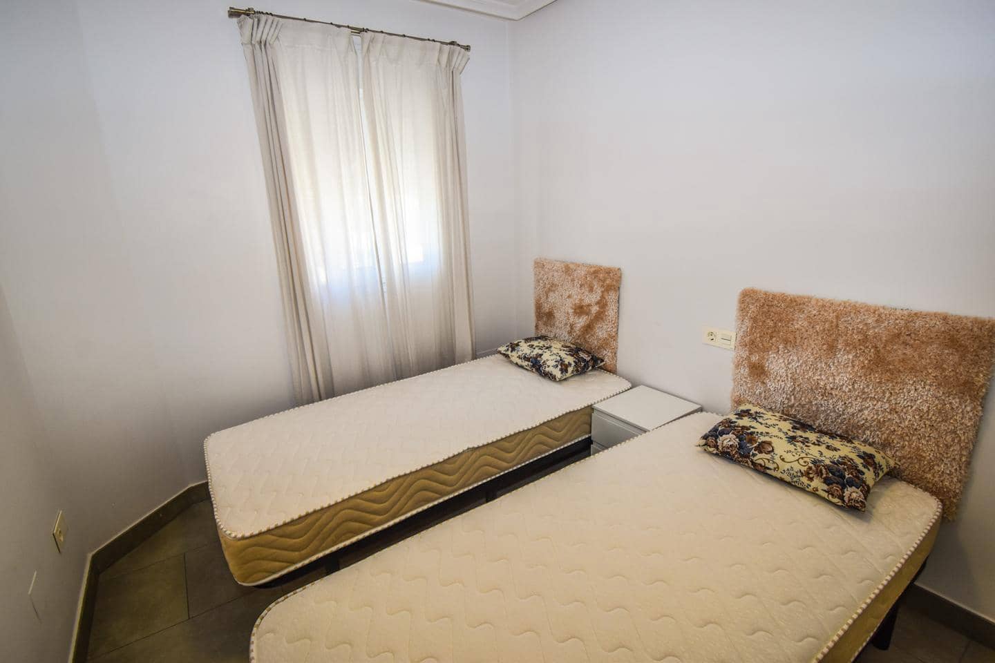 3 sovrum Bungalow till salu i Santa Pola med pool garage - 395 000 € (Ref: 9816618)