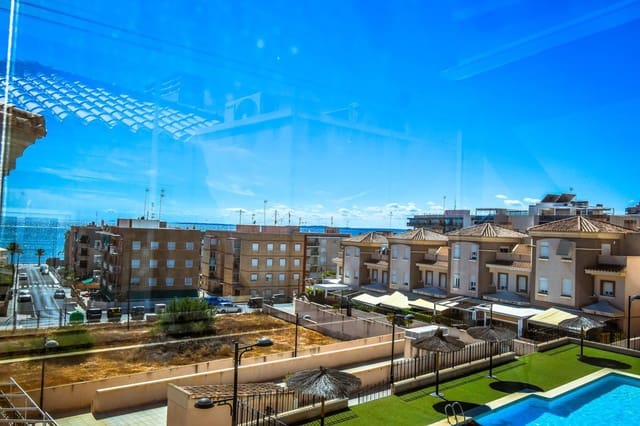 3 sovrum Bungalow till salu i Calas Santiago Bernabéu, Santa Pola med pool garage - 395 000 € (Ref: 9816618)