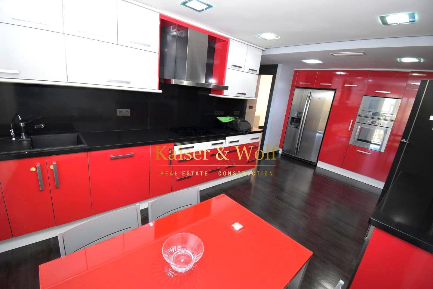 4 bedroom Flat for sale in Santa Pola - € 330,000 (Ref: 9833024)