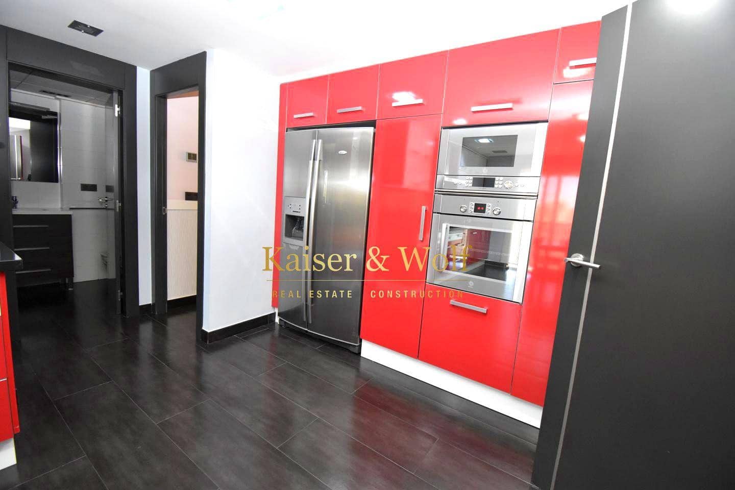 4 bedroom Flat for sale in Santa Pola - € 330,000 (Ref: 9833024)