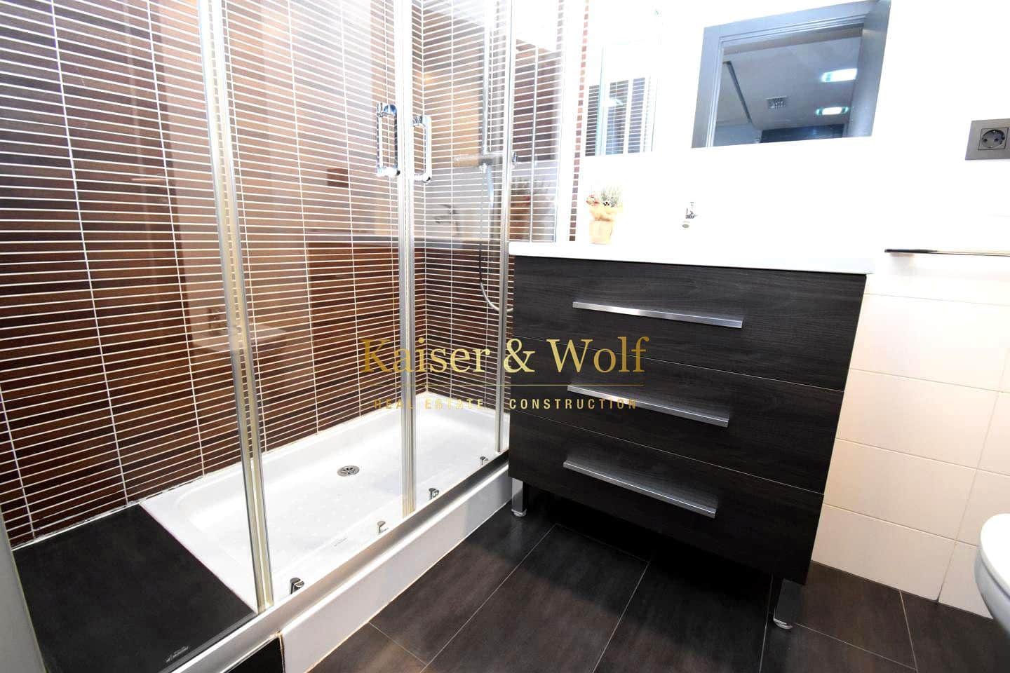 4 bedroom Flat for sale in Santa Pola - € 330,000 (Ref: 9833024)