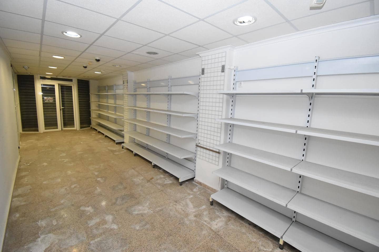 5 quarto Empresa para venda em Elche / Elx - 220 000 € (Ref: 9834807)