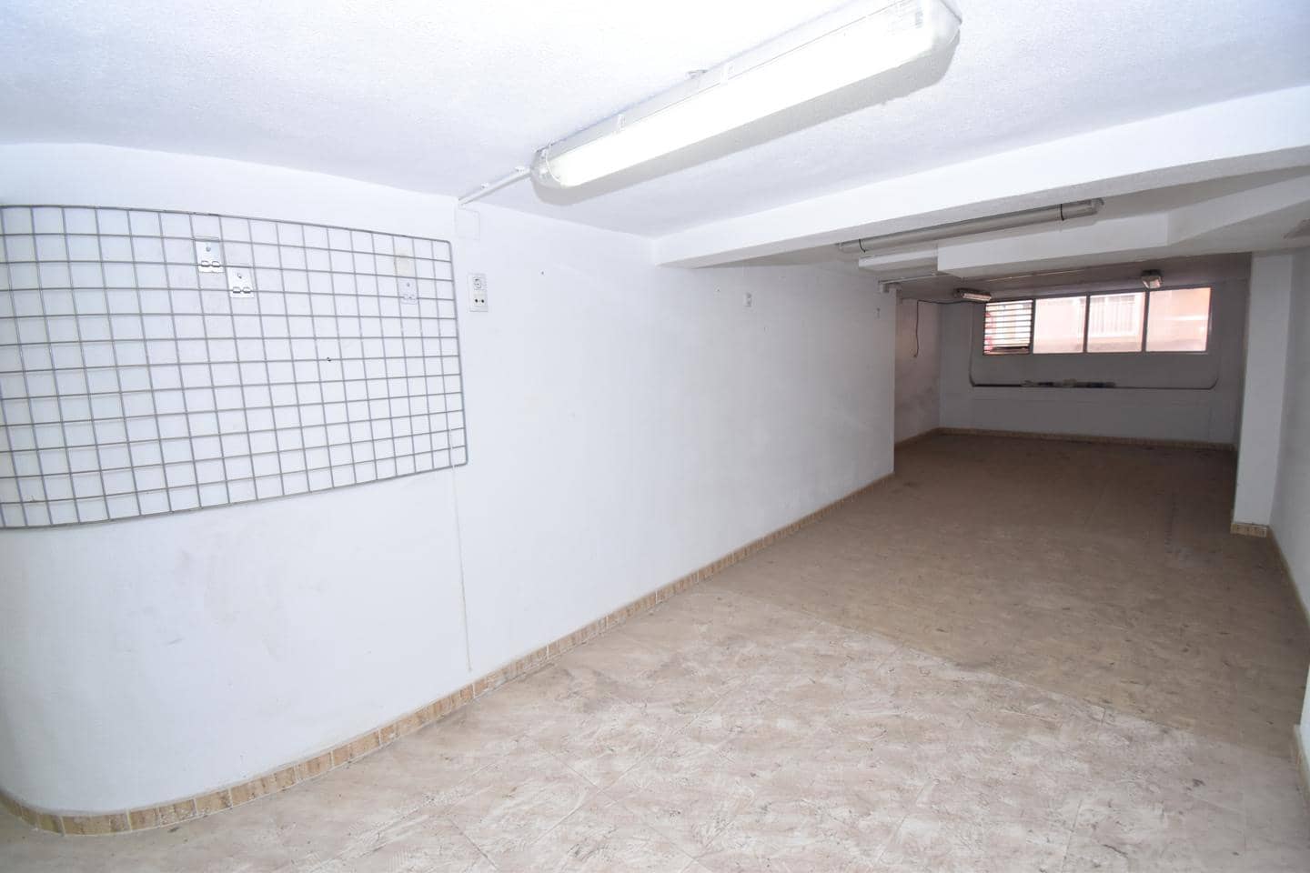 5 quarto Empresa para venda em Elche / Elx - 220 000 € (Ref: 9834807)