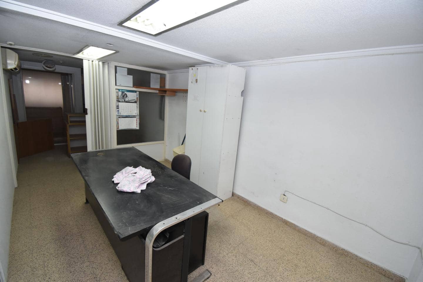 5 quarto Empresa para venda em Elche / Elx - 220 000 € (Ref: 9834807)