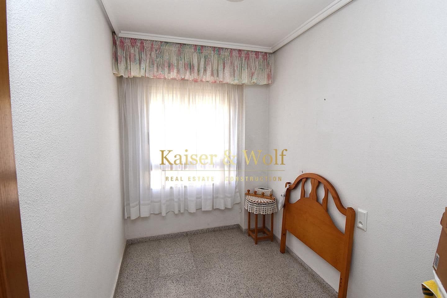 3 bedroom Flat for rent in Santa Pola - € 1,000 (Ref: 9867312)