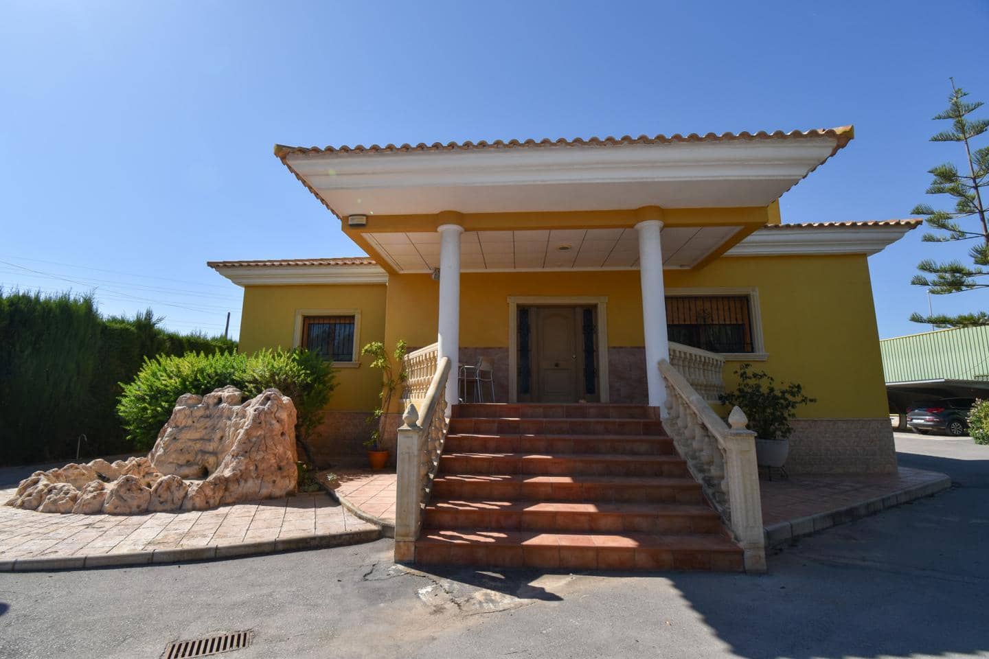 6 bedroom Villa for sale in Elche / Elx with pool garage - € 680,000 (Ref: 9876882)
