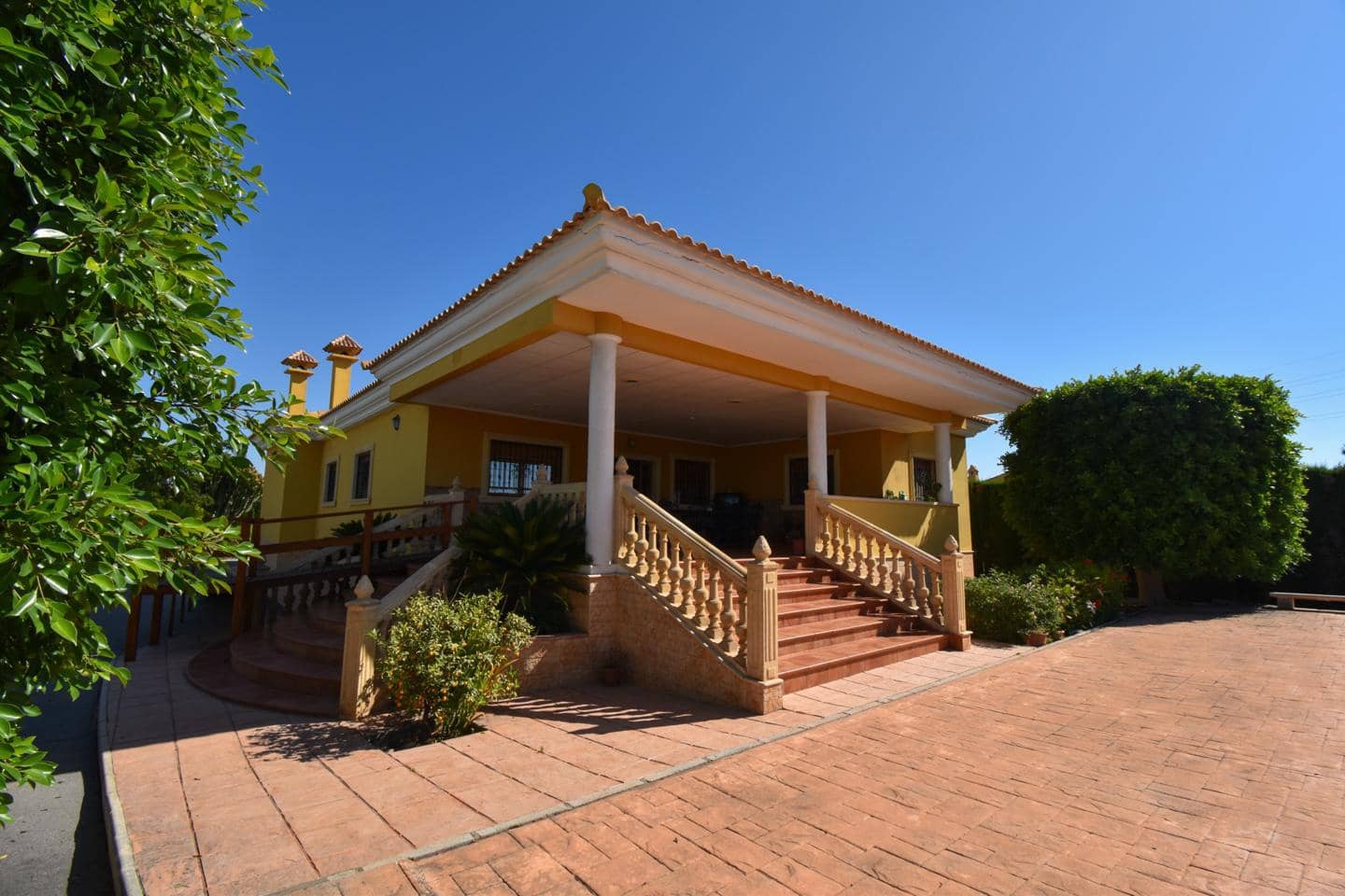 6 bedroom Villa for sale in Elche / Elx with pool garage - € 680,000 (Ref: 9876882)