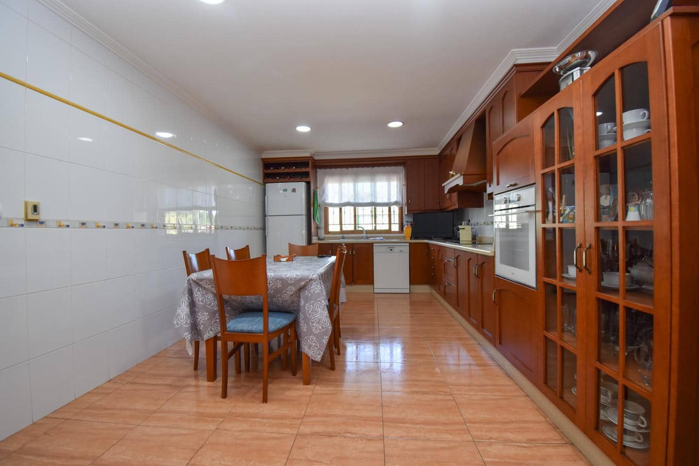 6 bedroom Villa for sale in Elche / Elx with pool garage - € 680,000 (Ref: 9876882)