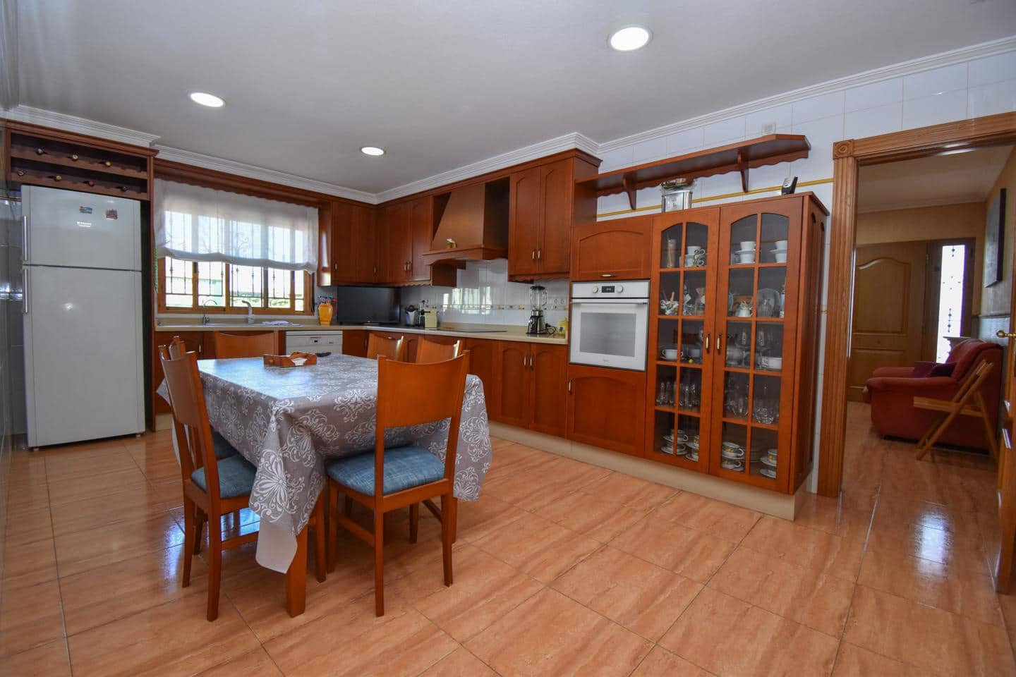 6 bedroom Villa for sale in Elche / Elx with pool garage - € 680,000 (Ref: 9876882)