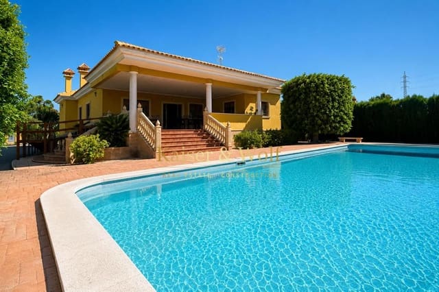 6 sypialnia Willa na sprzedaż w Jubalcoy / Jubalcoi, Elche / Elx z basenem garażem - 680 000 € (Ref: 9876882)
