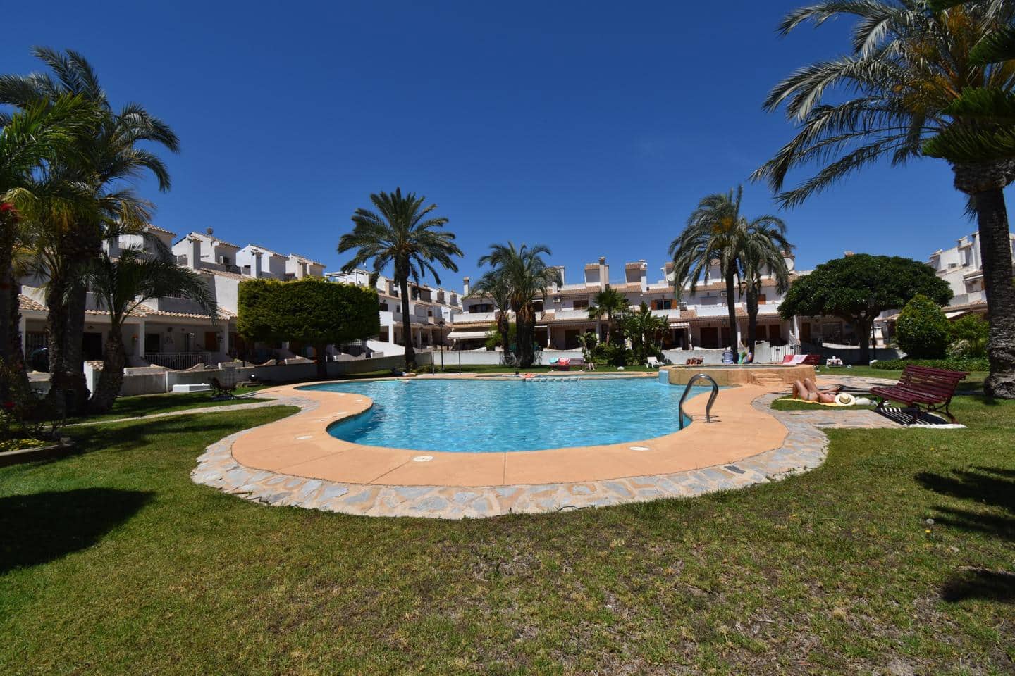 2 camera da letto Bungalow in vendita in Gran Alacant con piscina garage - 307.900 € (Rif: 9897406)