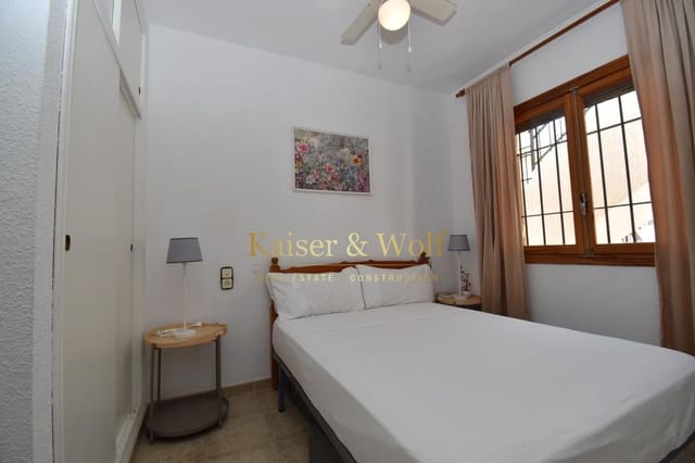 3 soveværelse Lejlighed til salg i Calas Santiago Bernabéu, Santa Pola med swimmingpool - € 246.000 (Ref: 9956540)