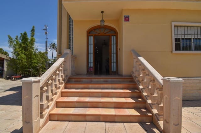 5 soveværelse Villa til salg i Las Bayas, Elche / Elx med swimmingpool garage - € 710.000 (Ref: 9972297)