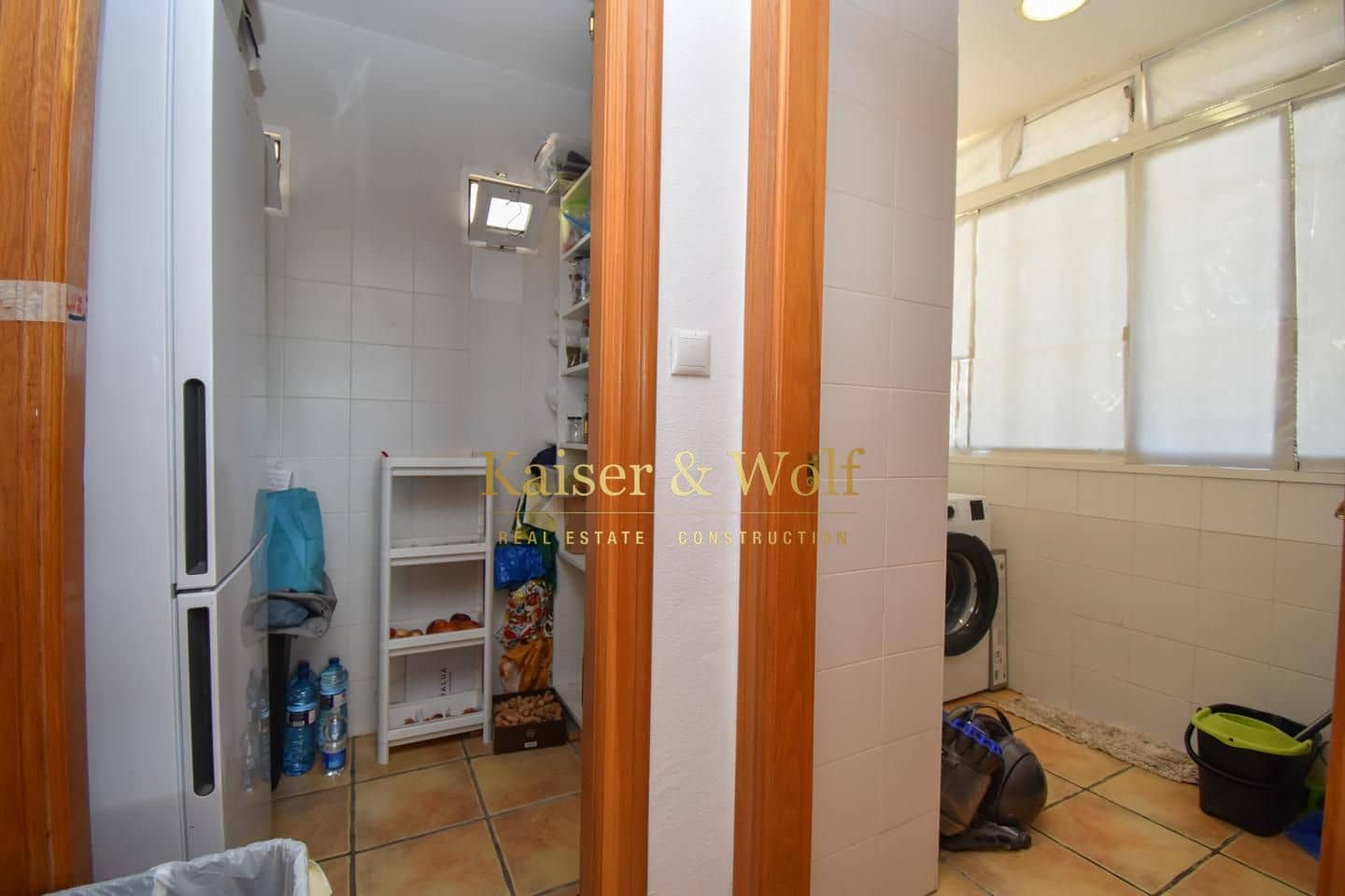 5 bedroom Villa for sale in Las Bayas with pool garage - € 710,000 (Ref: 9972297)