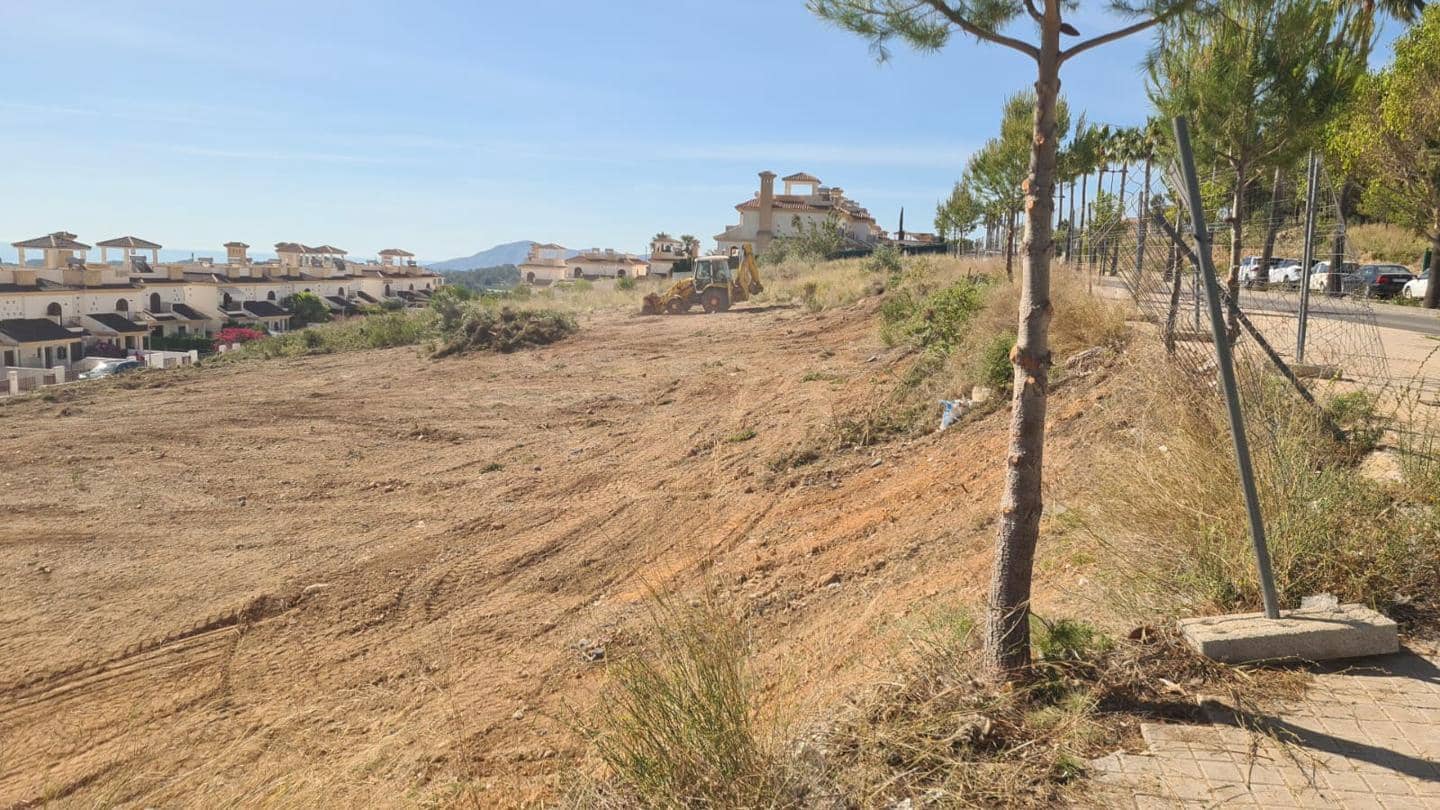 Ubebygd land til salgs i Polop - € 630 000 (Ref: 9976528)