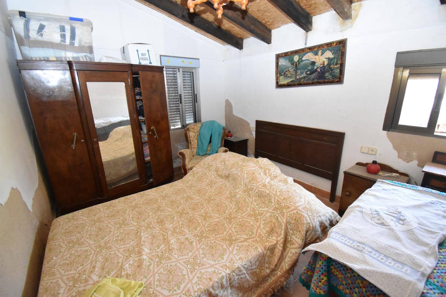 Chalet de 4 habitaciones en Elche / Elx en venta con garaje - 199.000 € (Ref: 9984106)